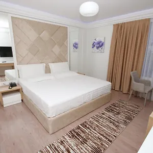 Eljos Hotel
